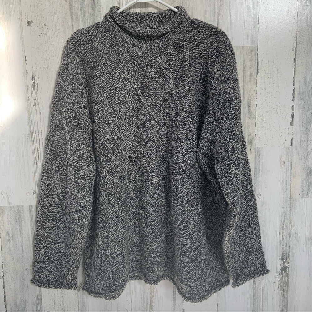 BALLY SHANON Black White Wool Cable Knit Sweater L